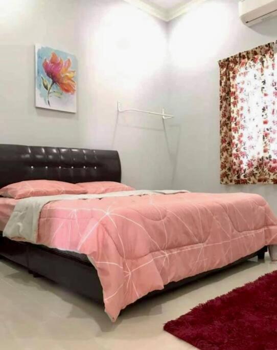 Kundang Villa @ Tasik Biru - 3 Bedrooms Bungalow Rawang Exterior photo